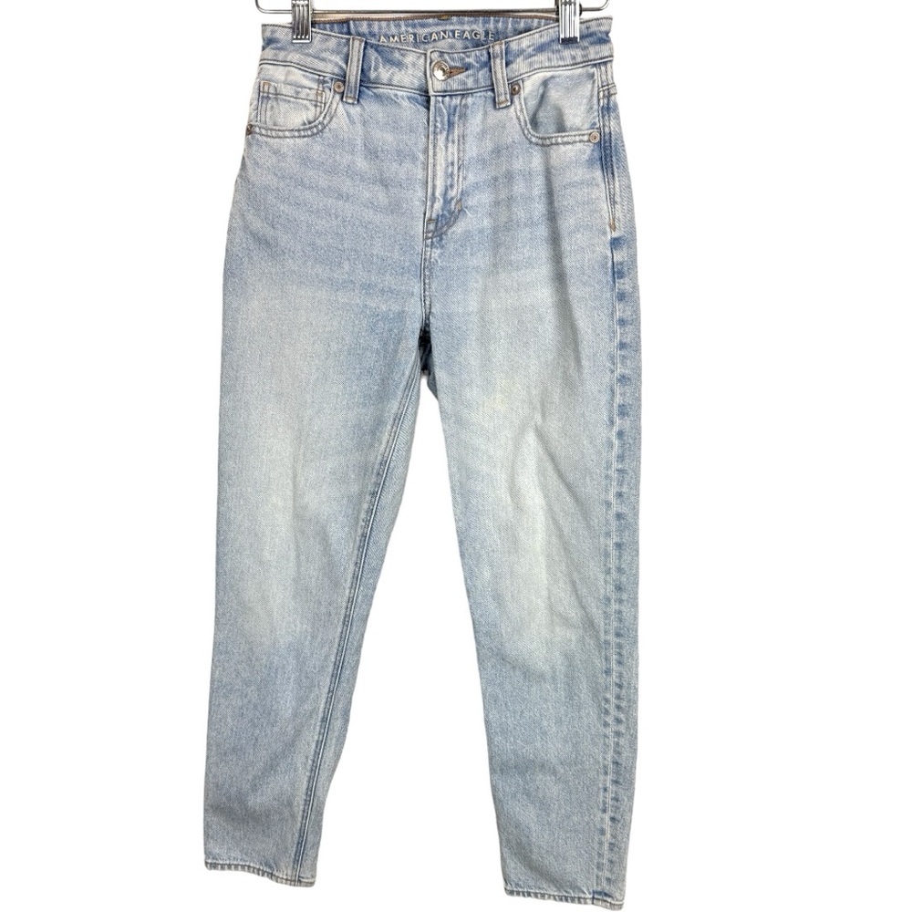 American Eagle Strigid Mom Jeans light wash sz 0